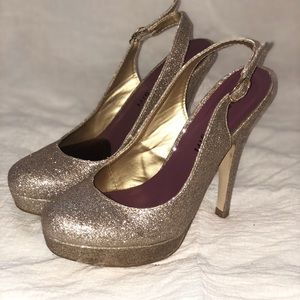 Good Glitter Pumps